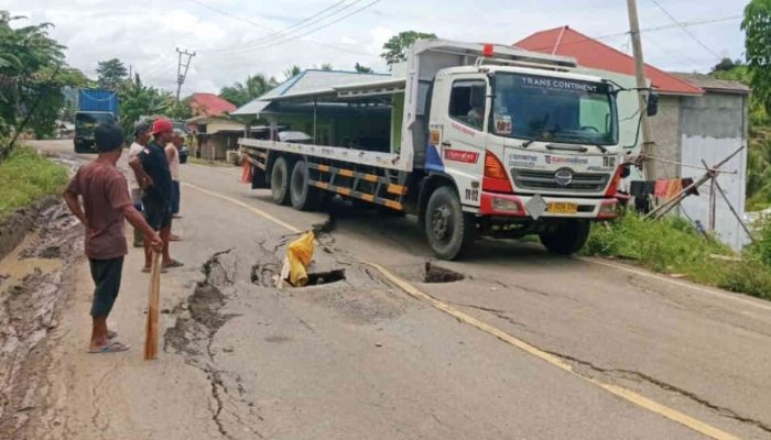 Kondisi Jalan Trans Sulawesi di Gorontalo Utara Memprihatinkan