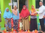 Banjir Landa Desa Molonggota, Faksi PDIP Gorontalo Utara Salurkan Bantuan Korban