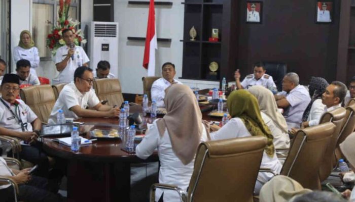 Pemkab Bolmut Gelar Rapat Persiapan HUT ke-18, Sirajudin Tekankan Sinergi dan Kesiapan
