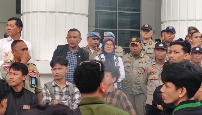 Terima Aksi Demo, Ghalieb Ajak Mahasiswa HMI Kirim Al-Fatihah untuk Mendiang Rustam Akili