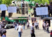 Warga Kepung Kantor Desa, Tuntut Sangadi Sangkub 1 Dicopot dan Diadili