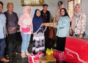 Ketua PKK Kabupaten Gorontalo Serahkan Bantuan Langsung Korban Puting Beliung