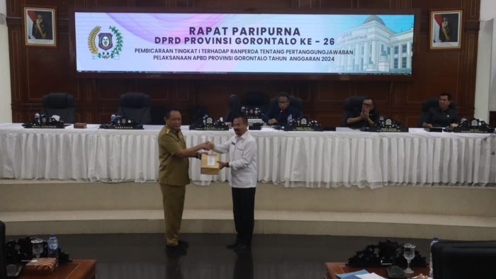 rapat paripurna DPRD