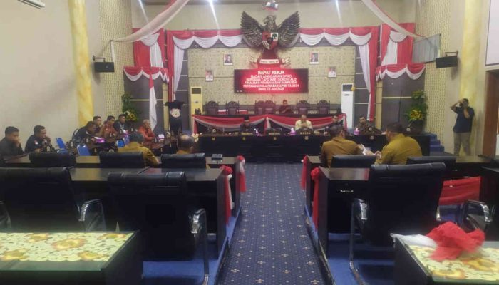 Banggar DPRD Kabupaten Gorontalo dan TAPD Bahas Ranperda Laporan APBD Tahun 2024