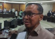La Ode Haimudin Peringati Kepala Sekolah Soal Pengadaan Seragam Siswa
