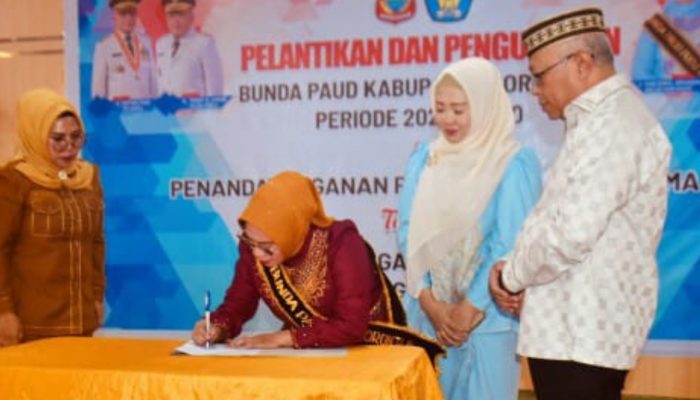 Maryam Sofyan Puhi Resmi Dilantik Jadi Bunda PAUD Kabupaten Gorontalo