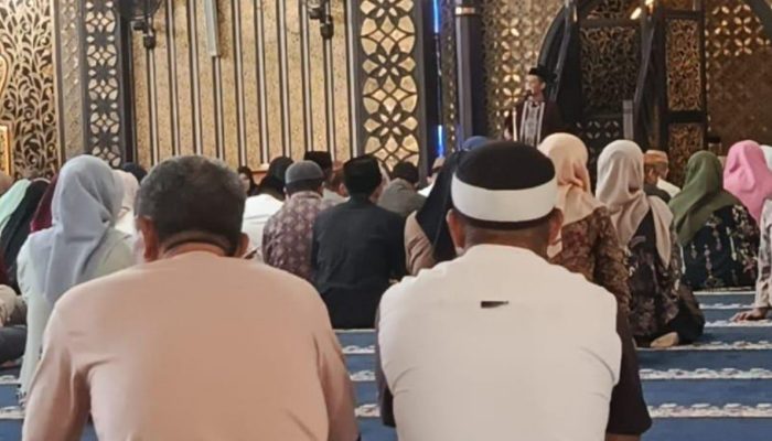 Pimpin Pembinaan Rohani, Sofyan Puhi: Iman Jadi Kompas ASN