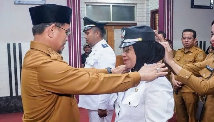 Lantik 2 Pj Kepala Desa, Ini Pesan Tegas Bupati Bolmut