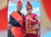 Hadiri HUT Morowali Utara ke-12, Ketua POSBI Tampil dengan Pakaian Adat Bajo