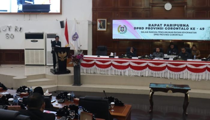 Deprov Gorontalo Resmi Berhentikan Wahyudin Moridu Lewat Rapat Paripurna