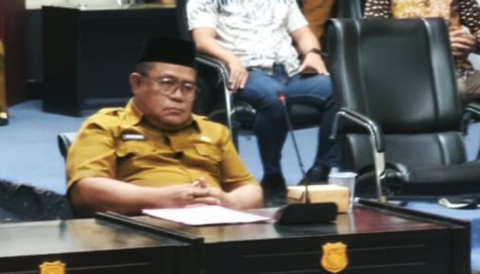 Dihujani Protes DPRD Lantaran Komunikasi, Sugondo: Bahas Anggaran Lewat Telepon Itu Bahaya