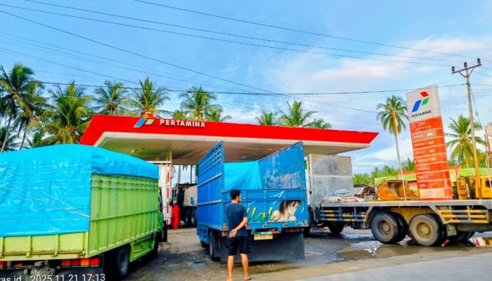 Usai Dikeluhkan Petani, Nelayan dan Sopir Truk, SPBU Bintauna Bolmut Langsung Normal