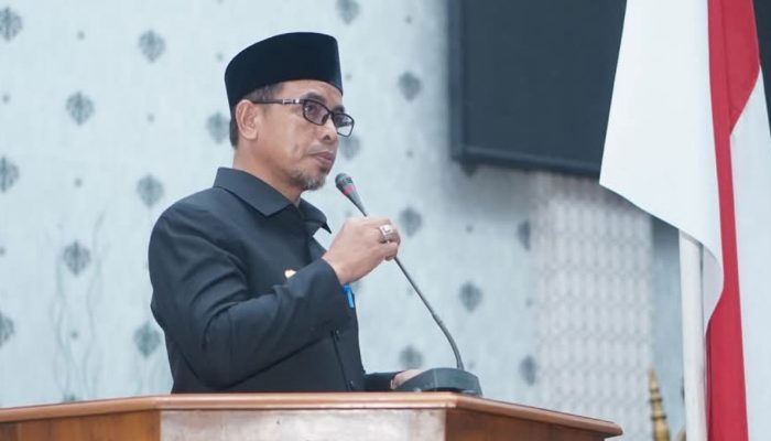 Bupati Sirajudin Hadiri Paripurna Penandatanganan Persetujuan Ranperda APBD Bolmut 2026