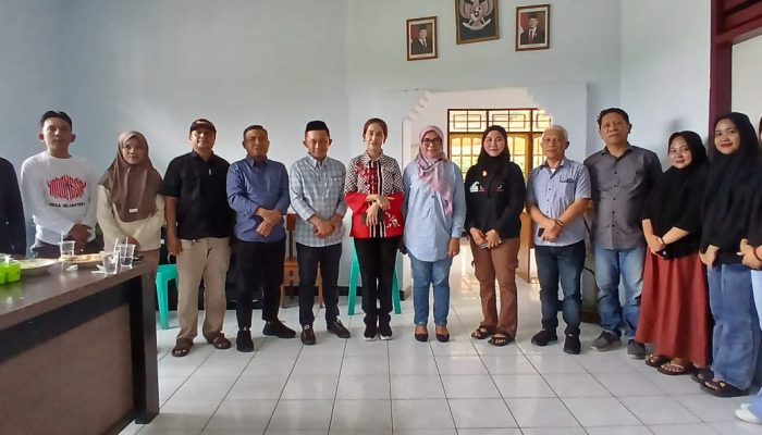 Polemik Lahan, Pemerintah Desa Sejahtera Terpaksa Berkantor di Rumah Warga