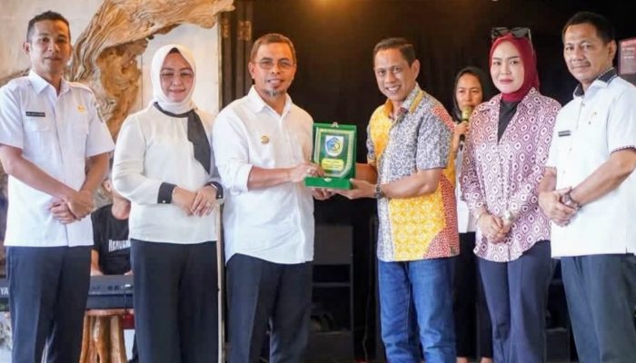 Bupati Bolmut Terima Kunjungan Wali Kota Kotamobagu, Sinergi BMR Kian Diperkuat