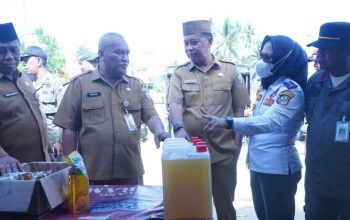 Pemda Boltara Sidak Harga di Pasar Boroko