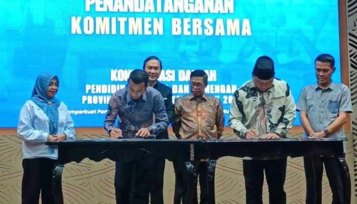 Aditya Pontoh Teken Komitmen Majukan Pendidikan Sulut Berkualitas