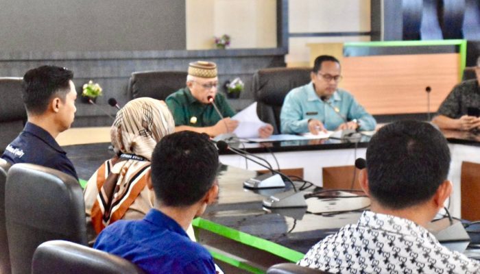 Dialog Pemkab Gorontalo dan Perusahaan Pastikan 17 Ribu Pekerja Terima THR