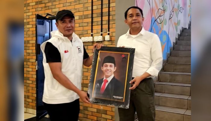 Akbar Blak-blakan di Hadapan Menteri Soal Hutan Boltara