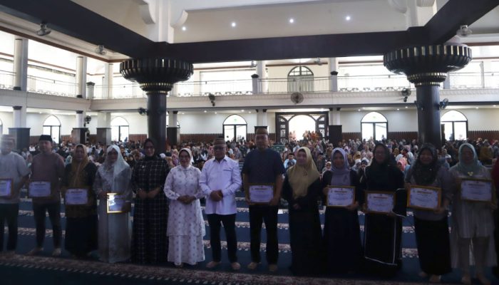 Pemkab Gorontalo Ganjar OPD Berprestasi Lewat Gender Equality Award