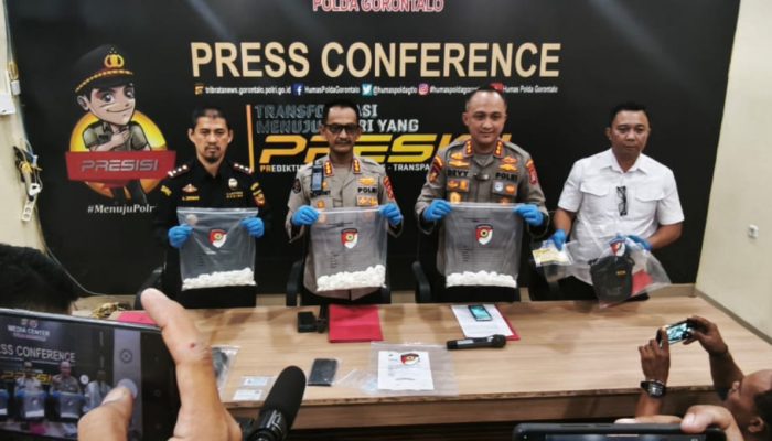 Polda Gorontalo Gagalkan Penyelundupan 77 Karung Sianida Ilegal Asal Filipina
