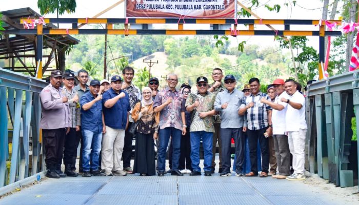 Jembatan Pulubala Kembali Terhubung, Pemkab Gorontalo Apresiasi Dukungan Pani Gold Mine