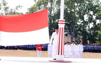 Merah Putih Berkibar di Boroko, Sirajudin Lasena Kobarkan Semangat Membangun Boltara
