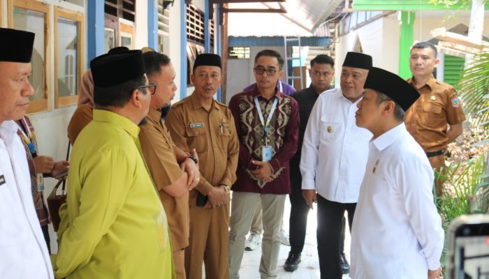 Adat Mopotilolo Sambut Wamen Dikdasmen, Pemkab Gorontalo Dorong Penguatan Pendidikan Daerah