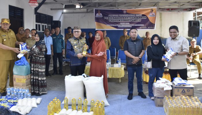 397 UMKM Kabupaten Gorontalo Terima Bantuan, Sofyan Puhi Berharap Usaha Warga Naik Kelas