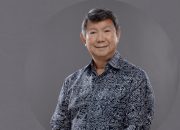 Adik Prabowo Bilang Pemerintah Bakal Bagi-bagi HP Gratis untuk Masyarakat